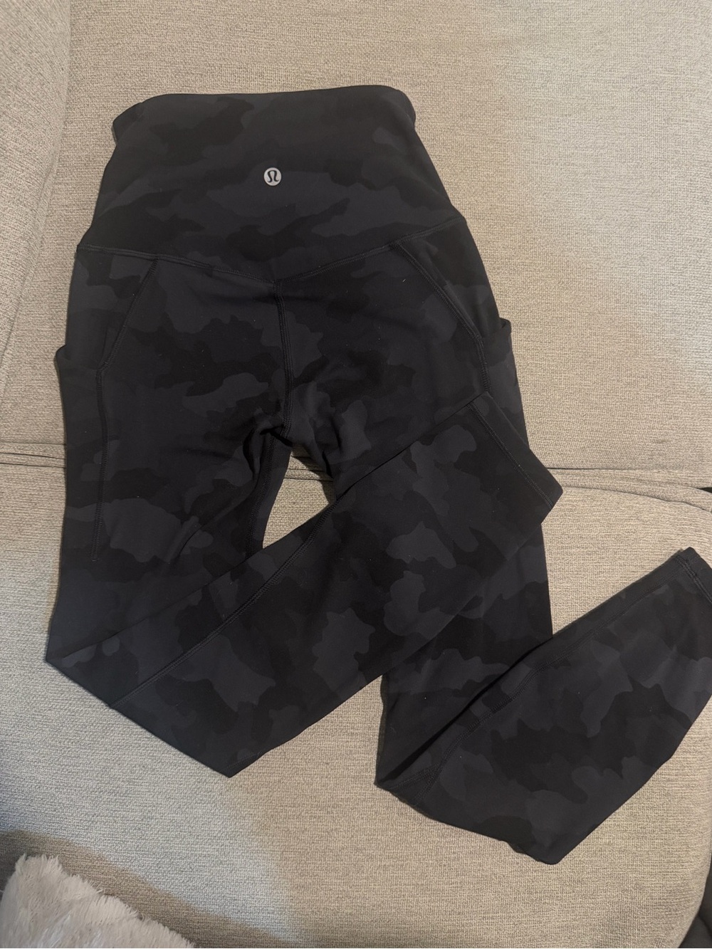 lululemon athletica Black Camo High-Waist Leggings - Picture 4 of 5